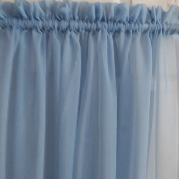 CURTAINS – ELEGANT ROD POCKET BLUE SHEERS -  85 x 60 - $30 - Picture 4 of 4